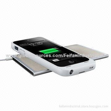 Super wireless charger case for iPhone 5 with 2,000mAh capacity